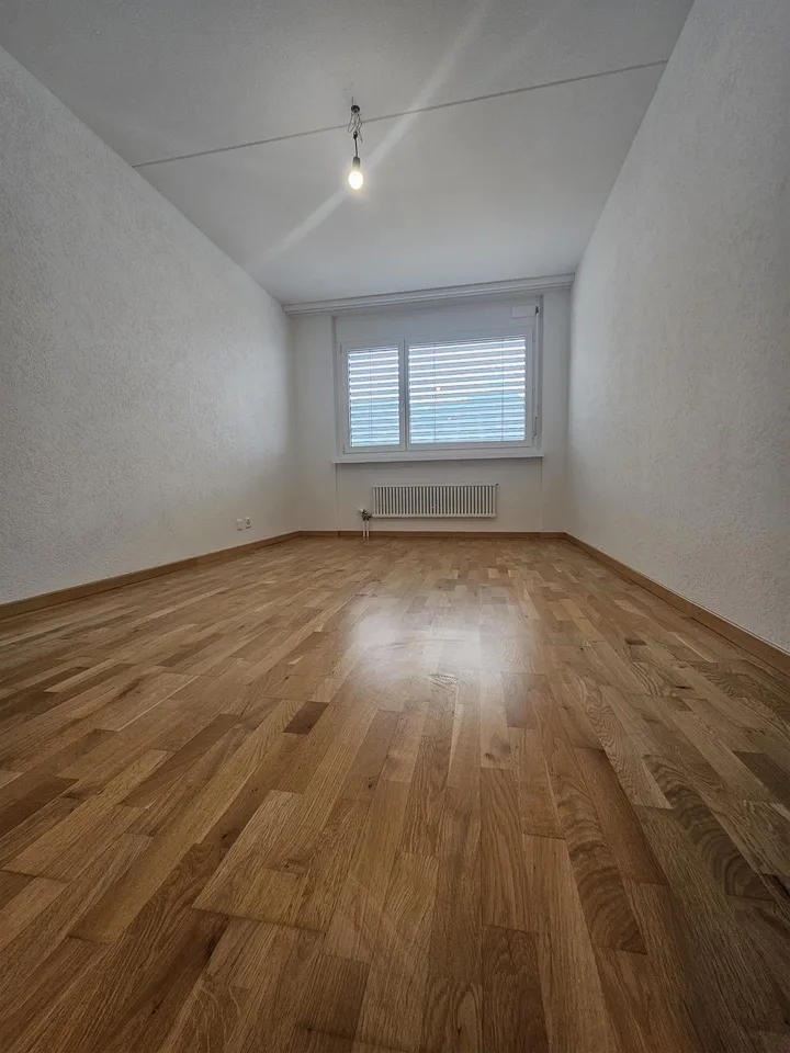 2 1/2 Zimmerwohnung 11.OG 11B