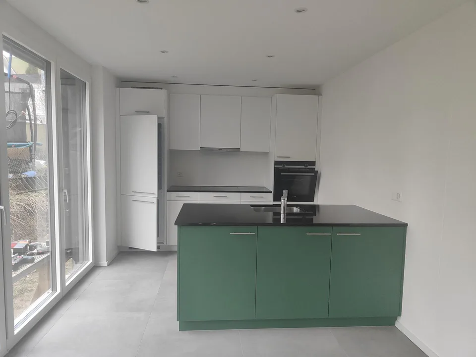Moderne 3.5-Zimmer-Wohnung mit grosser Terrasse in Diegten