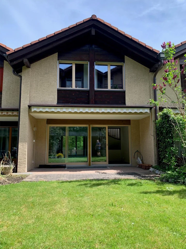 5.5-Zimmer Reihenhaus Seenähe, Gwatt (Spiez)
