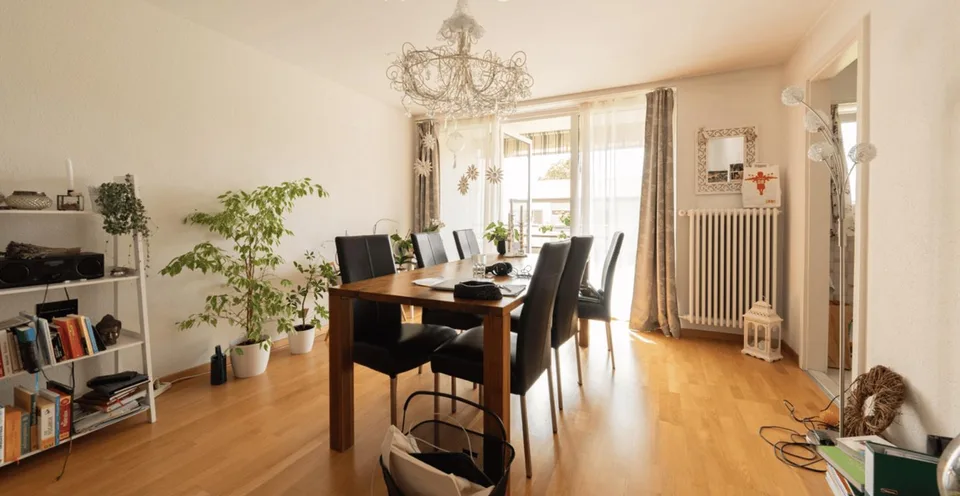 4-Zimmerwohnung im 2. OG zu vermieten
