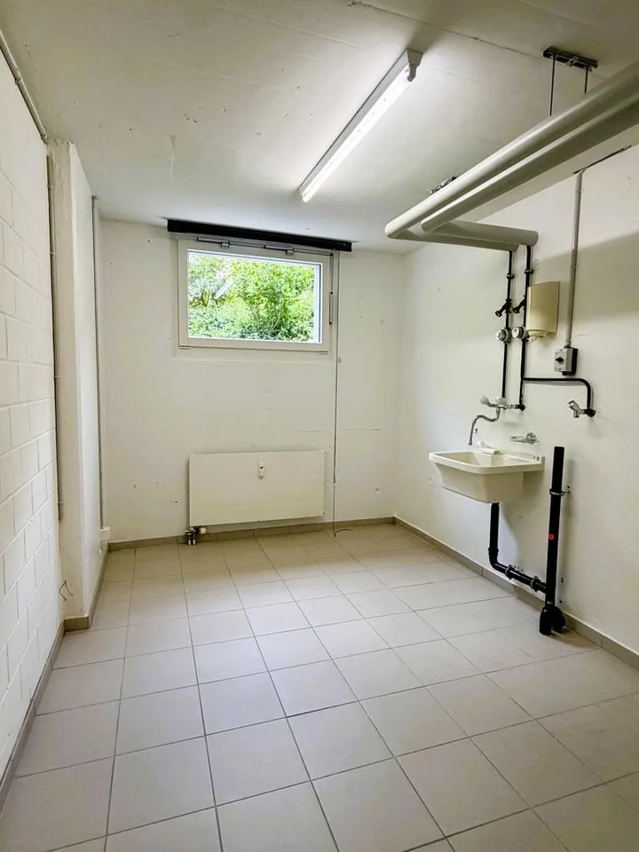 Hobbyraum zu vermieten – 9.5m² in Dornach