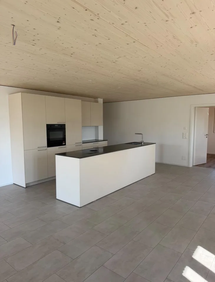 3 1/2 Zimmerwohnung EG