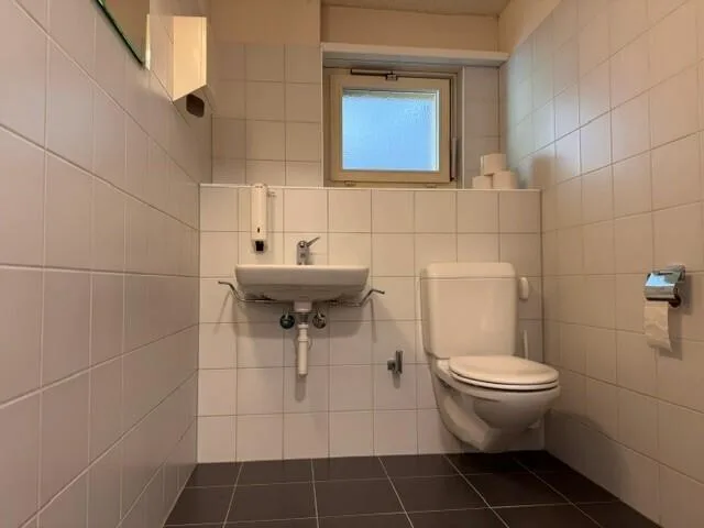 Büro-/Praxis-/Dienstleistungsflächen im Altdorf zu vermieten – Foto 8 von 11