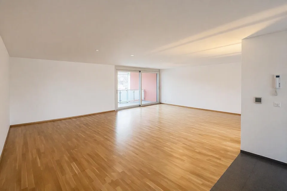 Grosszügige, lichtdurchflutete 4.5-Zimmerwohnung an zentraler Lage
