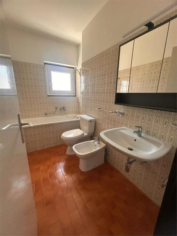 Appartamento in Affitto – Foto 9 von 13