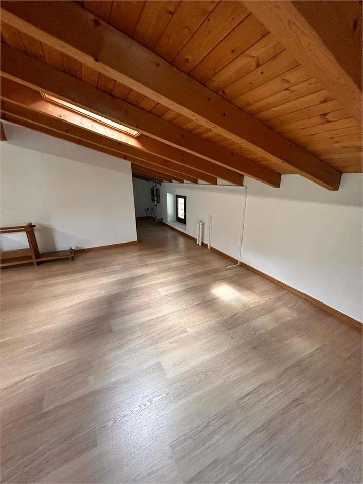 Spazio Commerciale/Magazzino
