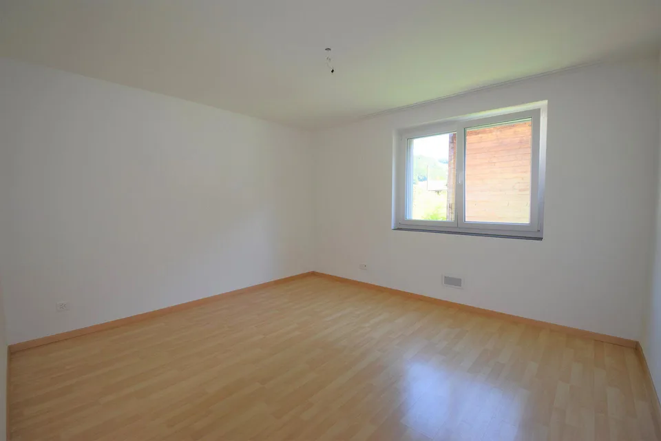 4 1/2-Zimmerwohnung im 1.OG