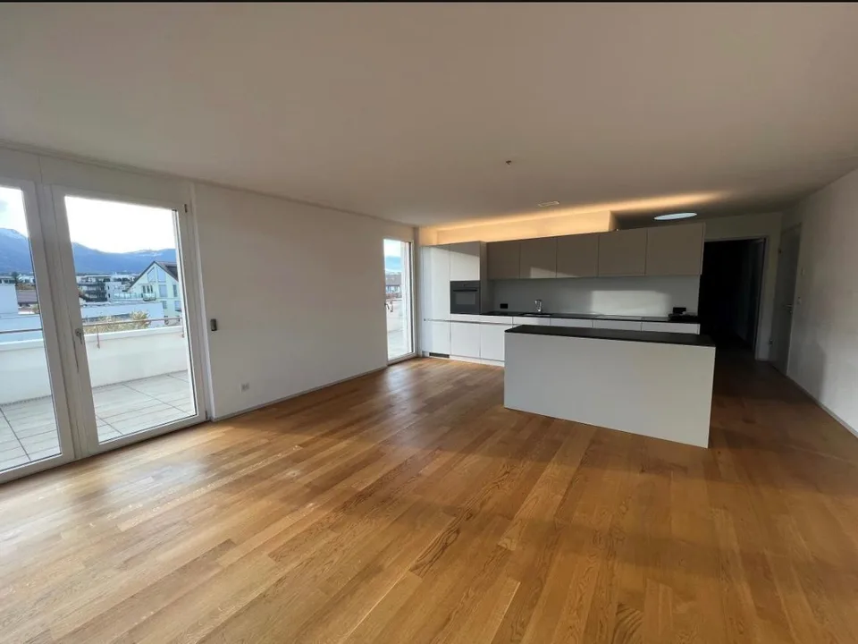 Schöne 4.5 Zimmerwohnung