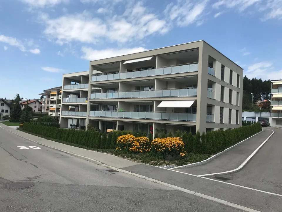 Suchen Sie einen Parkplatz für Ihr Auto?
