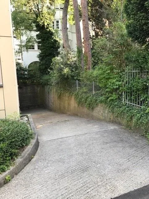 Einstellplatz in Tiefgarage - 8032 Zürich