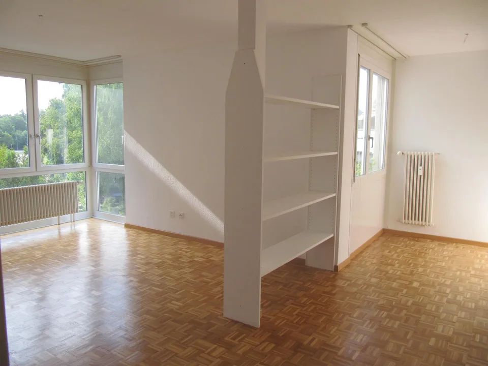 Helle 2.5 Zimmer Wohnung zum Wohlfühlen