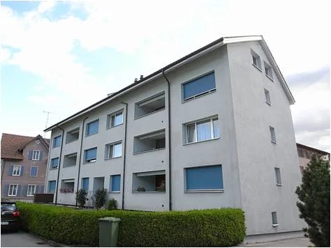 Schöne Dachwohnung mit Dachterrasse
