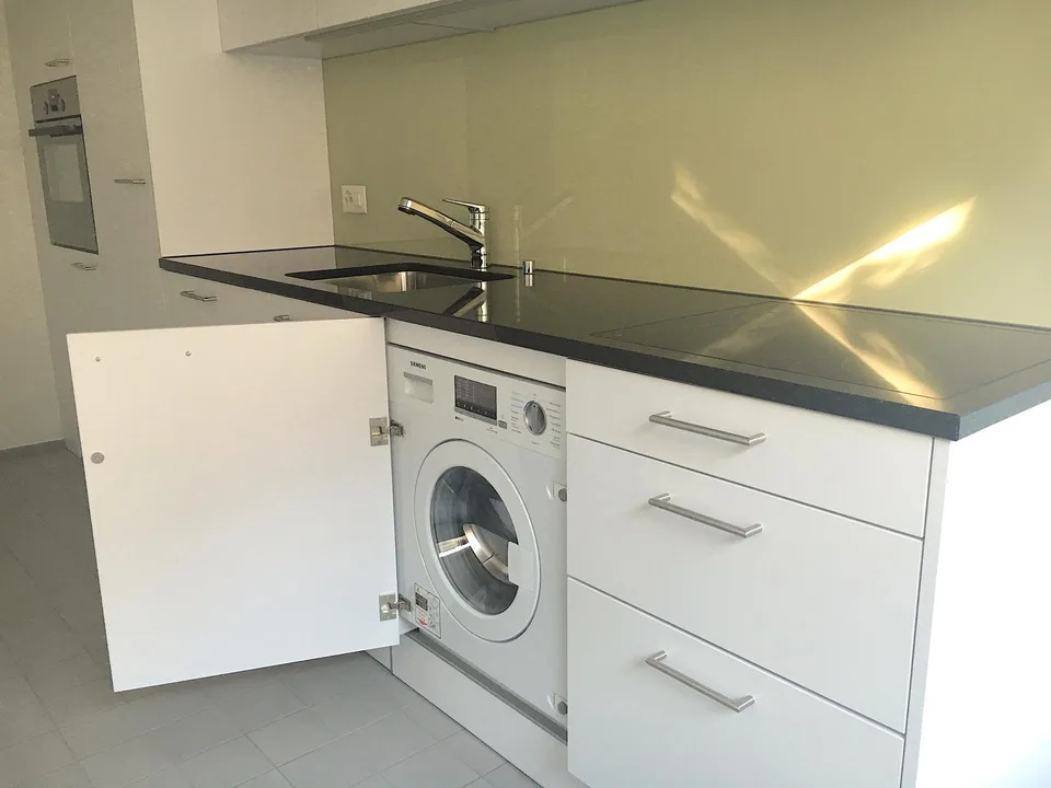 Helle 2.5 Zimmer Wohnung direkt beim Spalentor