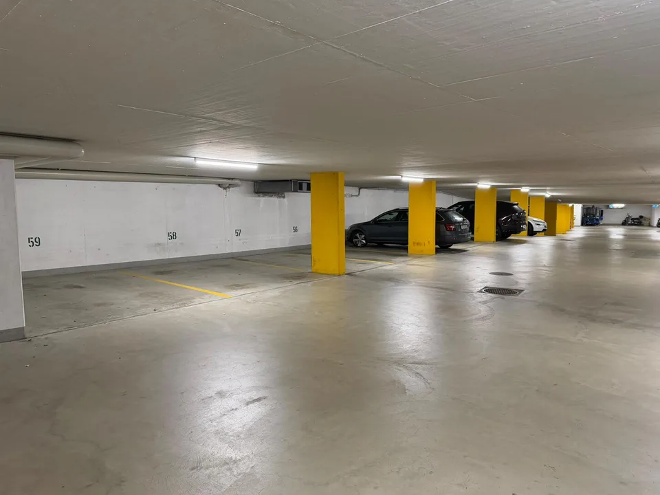 Autoeinstellplätze in Adliswil zu vermieten – Foto 6 von 6