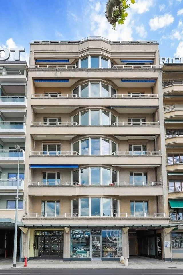 Magnifiques bureaux avec vue sur la rade !
