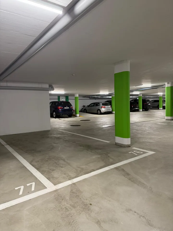 Auto-Einstellplatz in der Tiefgarage Neualtwil II ...