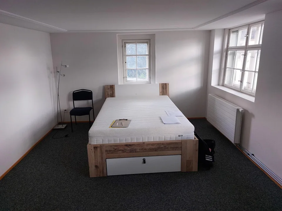 Tolles Einzelzimmer möbliert