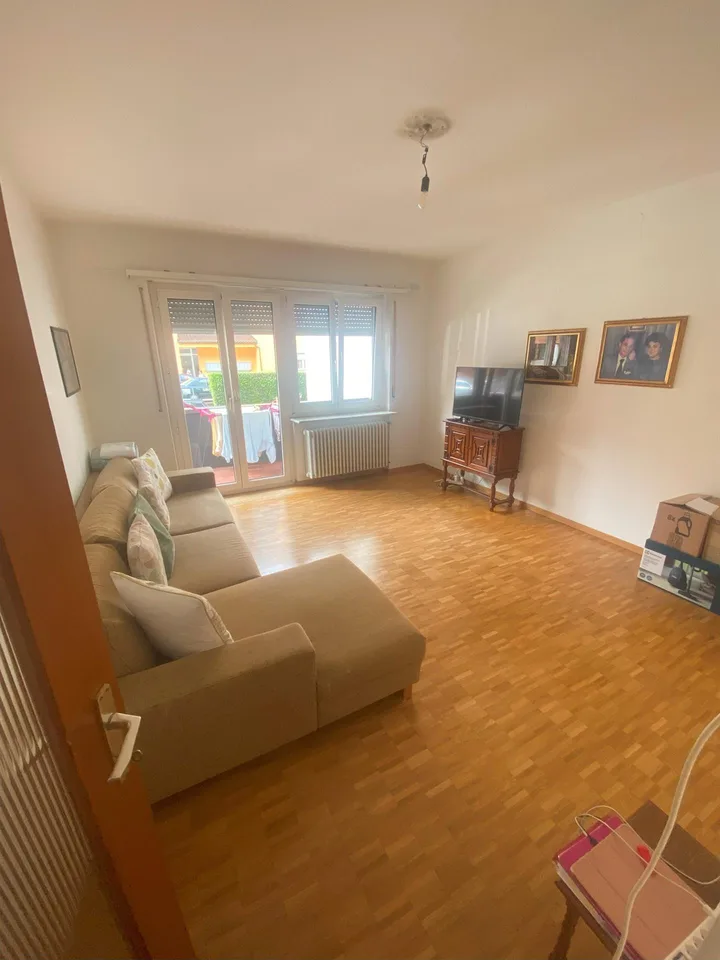 AFFITTASI 3.5 locali 1 piano