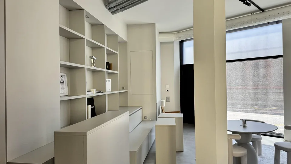 Spazio commerciale pronto all'uso nel cuore di Chiasso