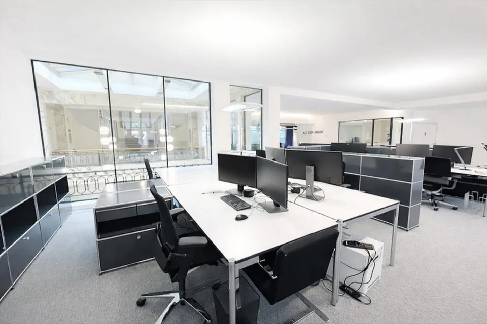 Prestigieux bureaux de 430 m² en plein coeur de Lausanne.