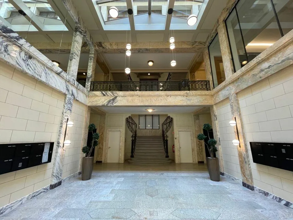 Prestigieux bureaux de 430 m² en plein coeur de Lausanne. – Foto 8 von 9