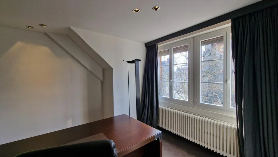 Belle surface administrative de 354m² au coeur de Lausanne: Place S... – photo 8 sur 12