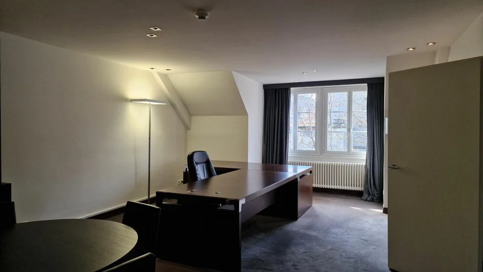 Belle surface administrative de 354m² au coeur de Lausanne: Place S... – photo 7 sur 12