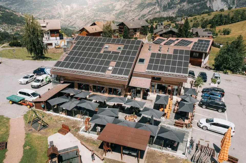 ZU MIETEN: Erstklassiges Hotel-Restaurant RONALP in Bürchen an top ...