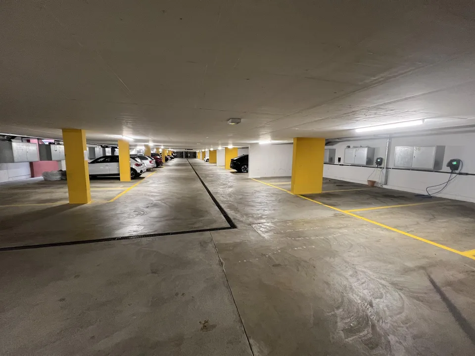 Einstellplätze zu vermieten in "Garden City"