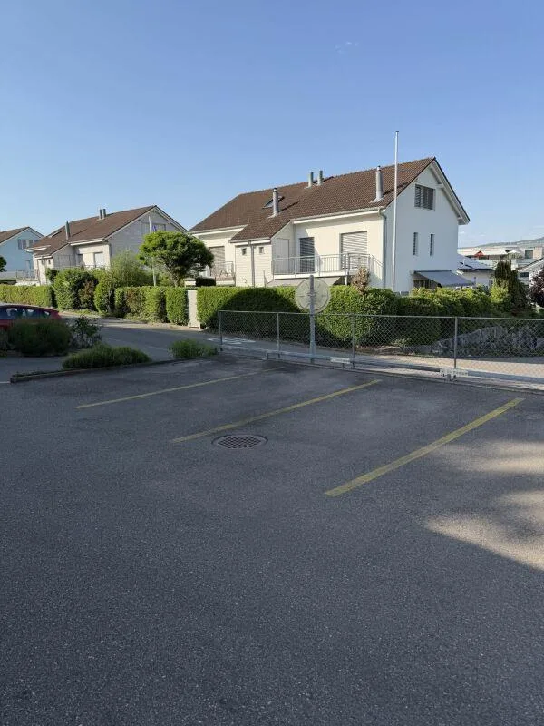 Aussenstellplatz in Sursee zu vermieten