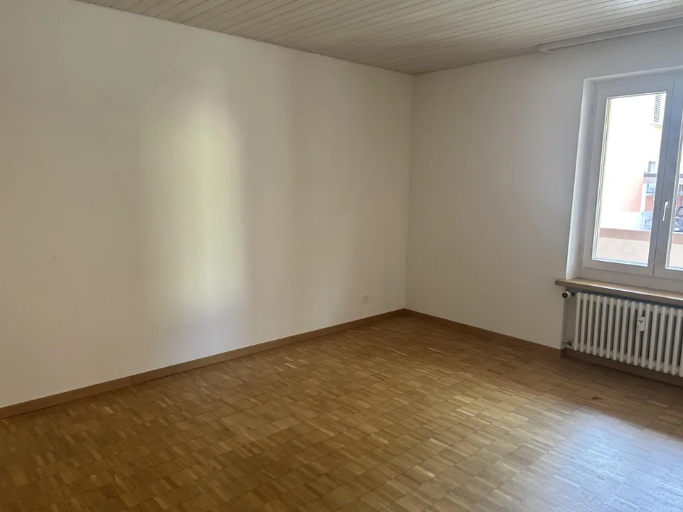 Grosszügige Erdgeschoss-Wohnung jetzt mieten