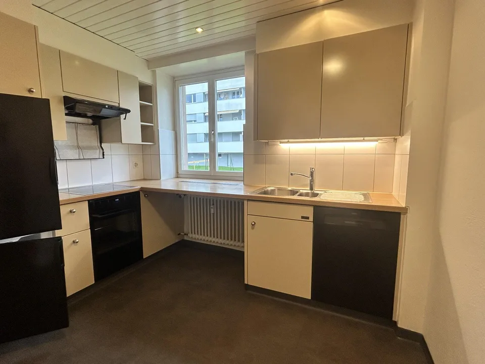 Grosszügige Erdgeschoss-Wohnung jetzt mieten