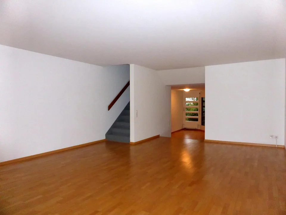 Reihen-Einfamilienhaus an ruhiger Lage, nähe Waldrand