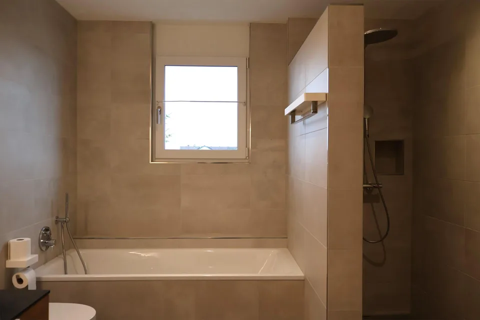 Exklusive und moderne 4.5 Zimmerwohnung Dachwohnung in Altishausen