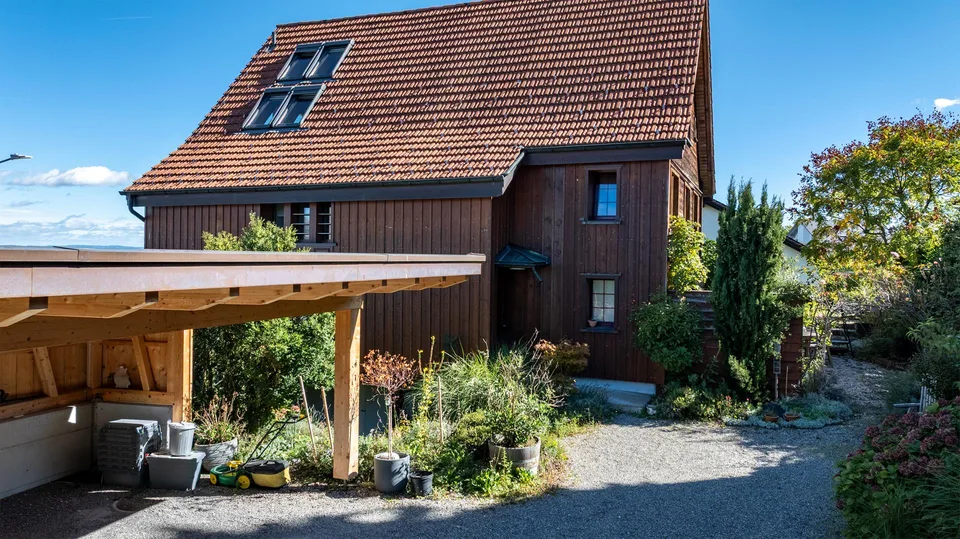 5½-Zi.-EFH mit Bodenseeblick – Historisch & Modern