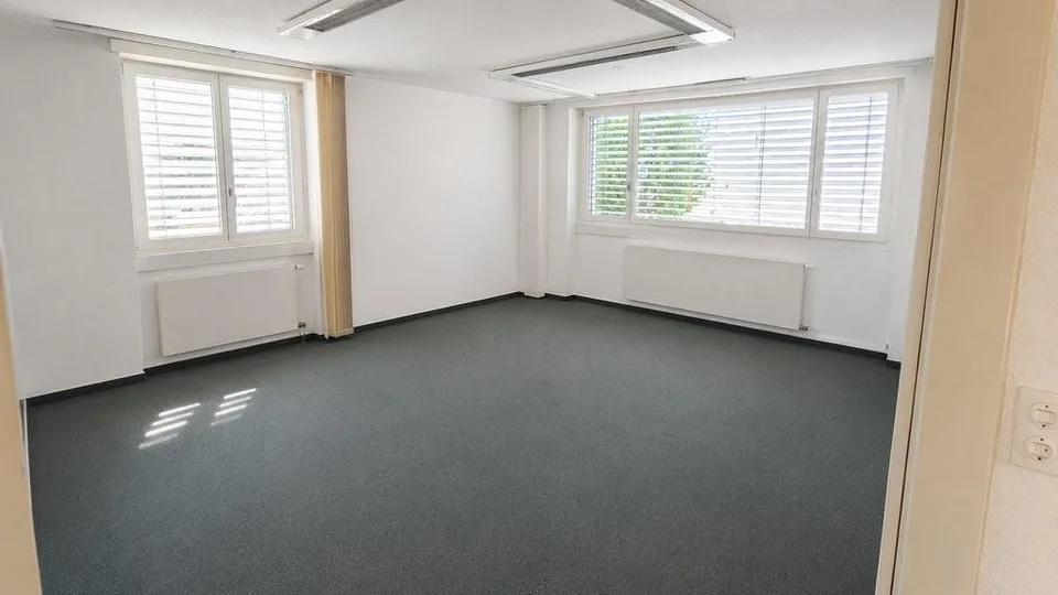 Büroräumlichkeiten, 1. OG vorne rechts