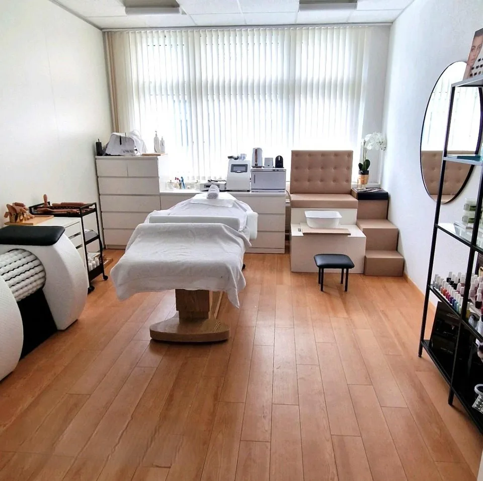 Büro-/Gewerberaum ca. 20 m² in Wettingen - Neben Tägipark
