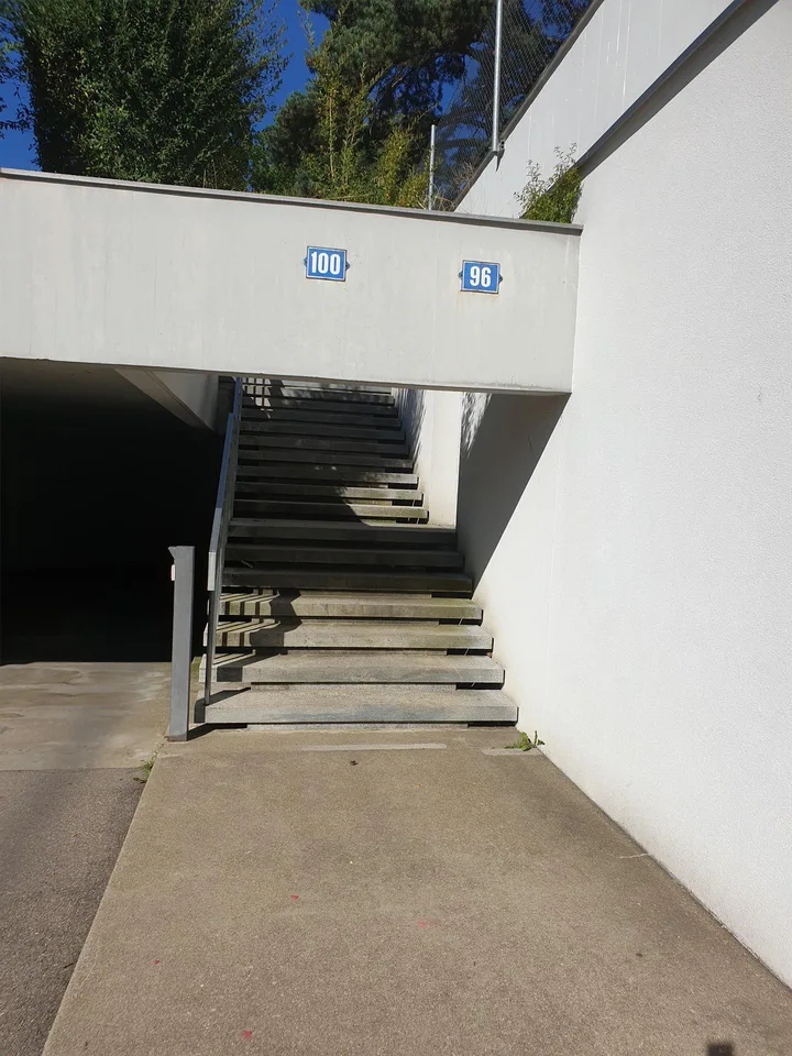 Zürich - Höngg Büro / Atelier