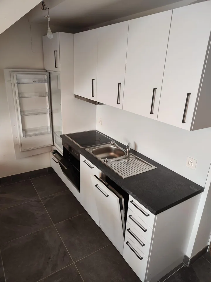 Gemütliche 1.5-Zimmer-Dachwohnung mit viel Charme in Niedergösgen – Foto 3 von 7