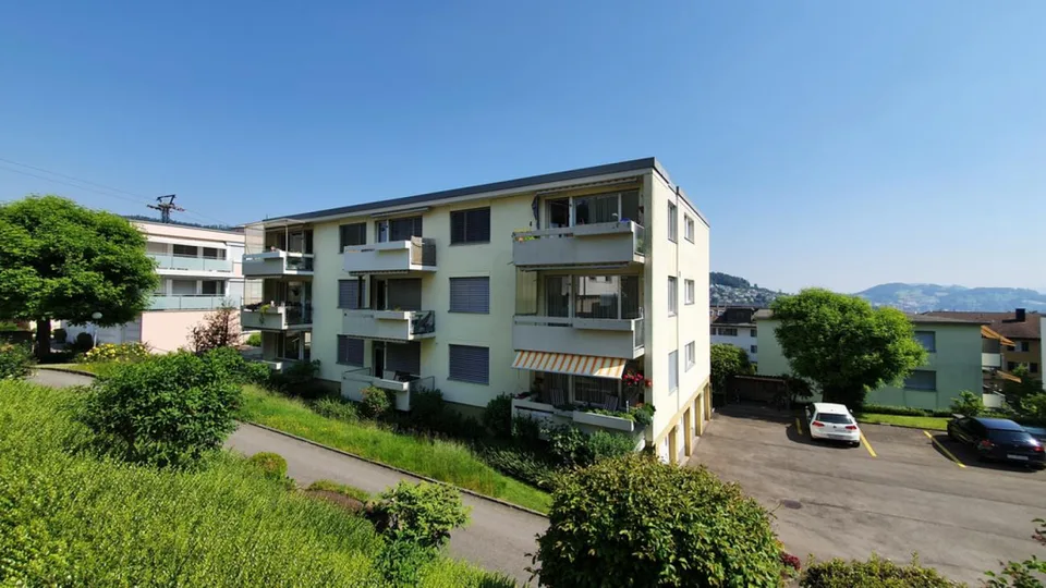 Den Pilatus vor der Eingangstüre