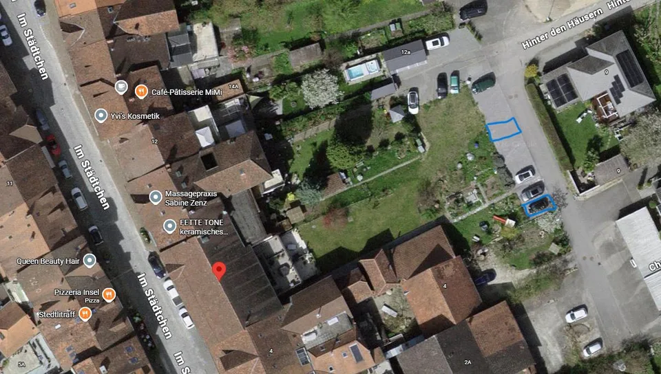 Parkplätze im Zentrum von Erlach zu vermieten!