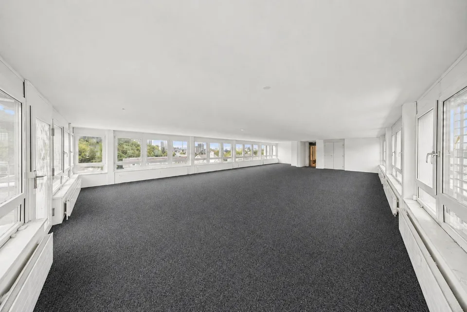 Raum für Ideen, Wachstum und Zusammenarbeit - Büro nahe Stadt Bern