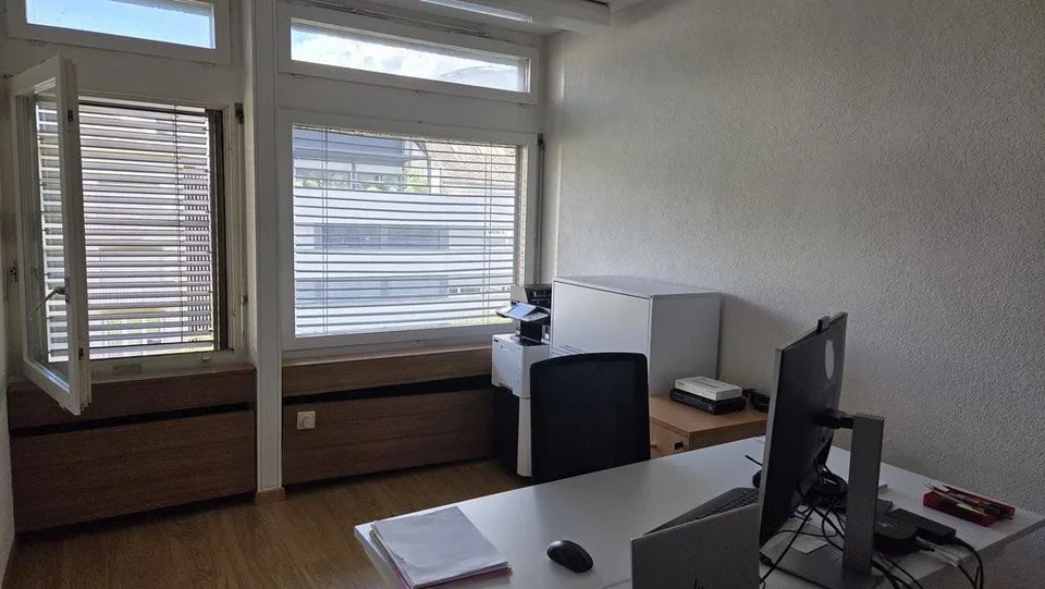 Bureau au centre-ville près de la gare