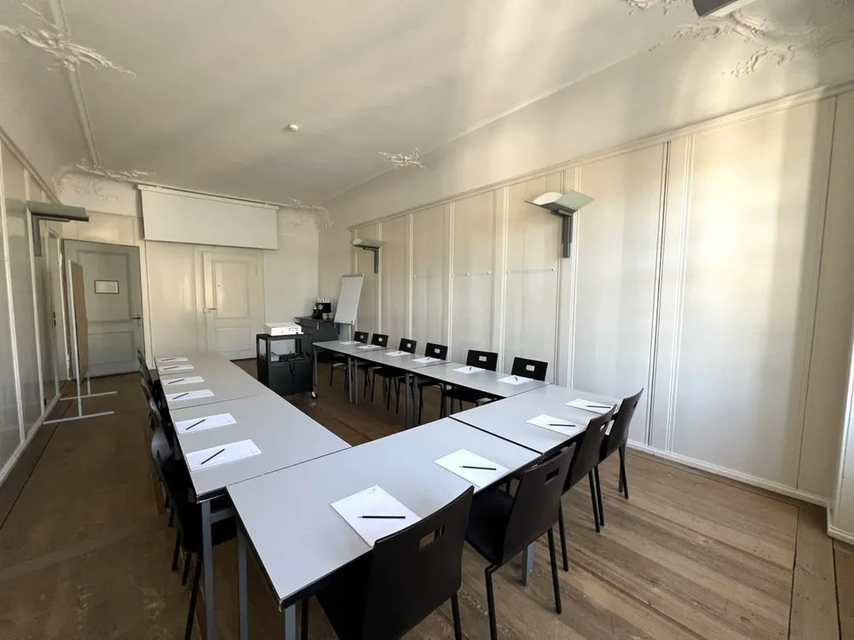 Einzigartige Büromietfläche in historischem Gebäude nähe Bahnhof – photo 6 sur 9