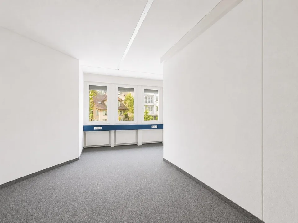 Flexible Büroflächen mit Entwicklungspotenzial an zentraler Lage – foto 7 di 13
