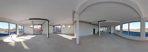 Moderne helle Gewerbefläche mit Schaufenster – photo 7 sur 16