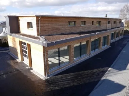 Moderne helle Gewerbefläche mit Schaufenster – photo 11 sur 16