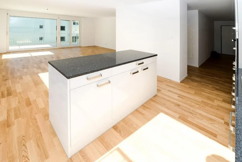 Moderne 3.5-Zimmer-Wohnung im Stämpfliareal