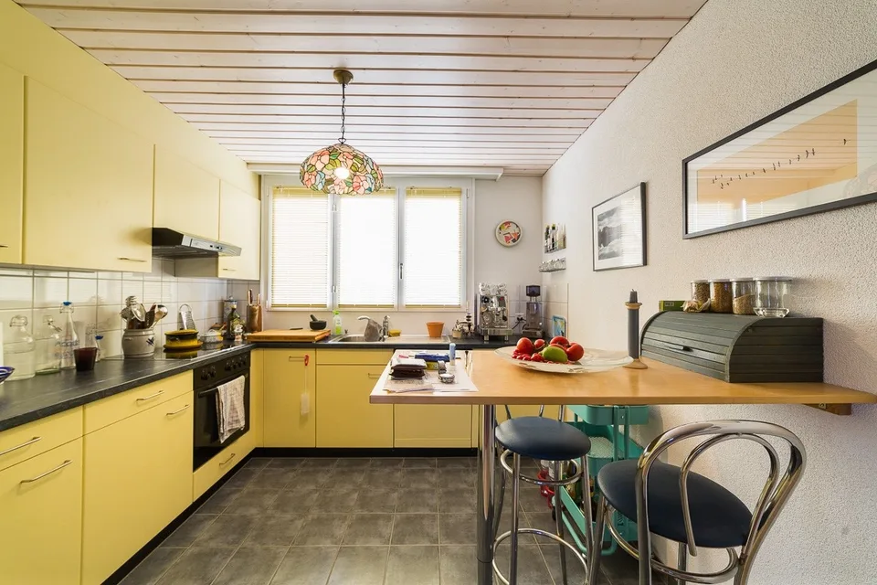 Freundliche, grosszügige 4.5-Zimmer Wohnung mit Balkon