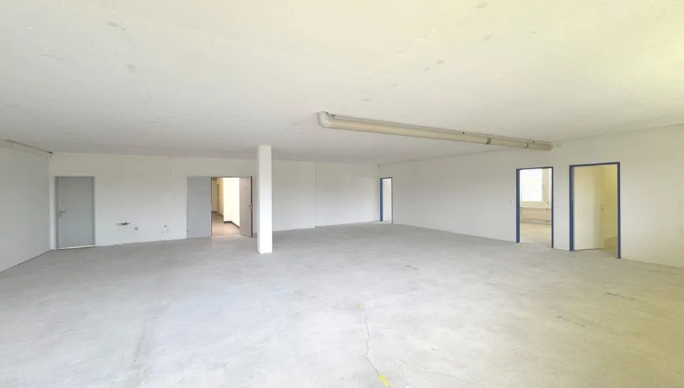 Zweckmässige Gewerbeflächen in attraktivem Umfeld! – Foto 6 von 7